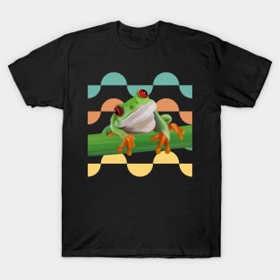 Cute Tree Frog Colorful Semi Circle Pattern Background T-Shirt